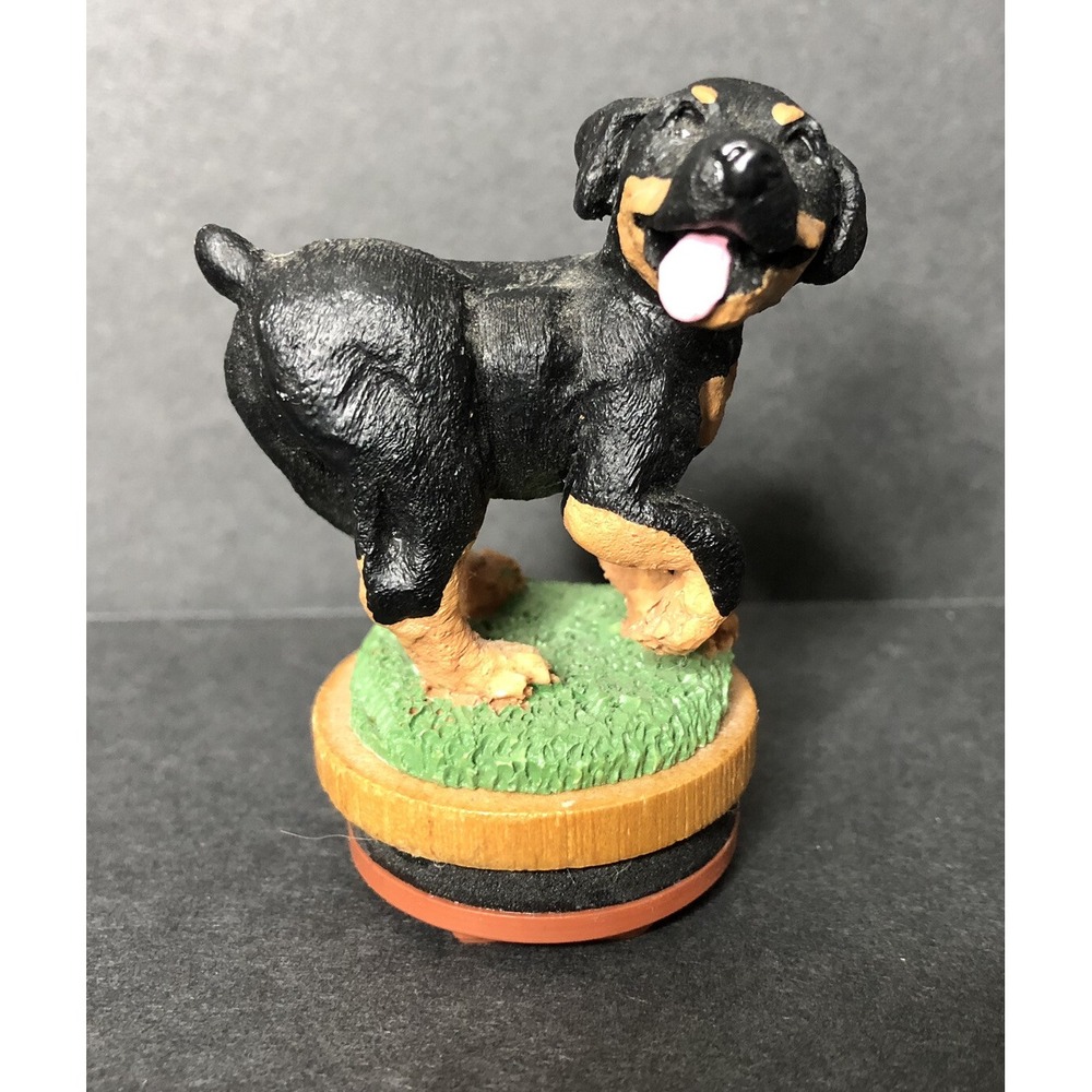 Noteworthy Rubber Stamp Rottweiler Puppy Dog Round Vintage 1991